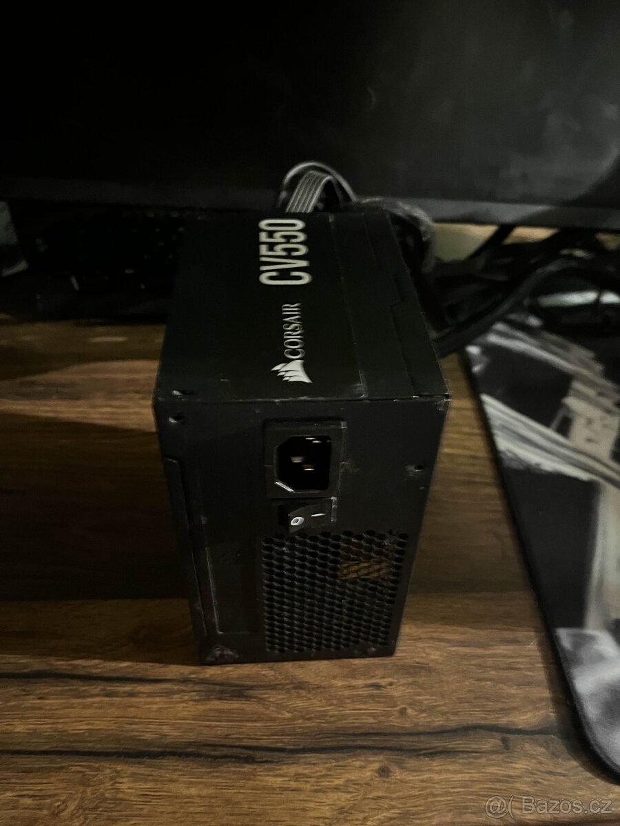 Počítačový zdroj Corsair CV550 - 3