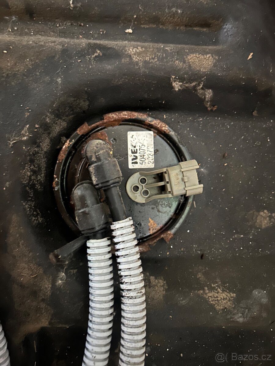 Nádrž phm Iveco eurocargo 2005 7,5t - 3