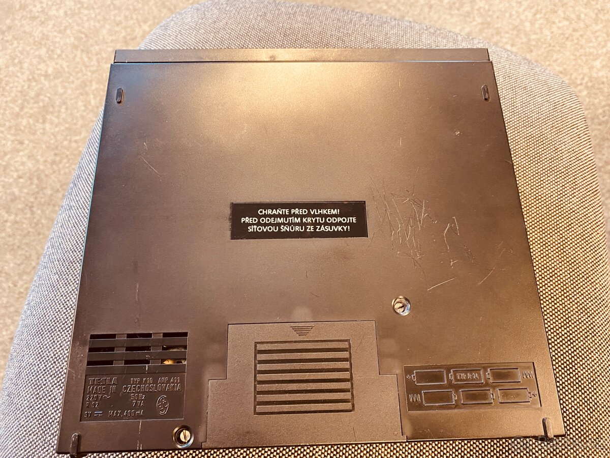 Kazetový magnetofon Tesla K10 - 3