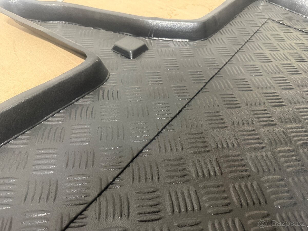 Plastová vana na Lexus IS 250 od 2005-2013 - 3