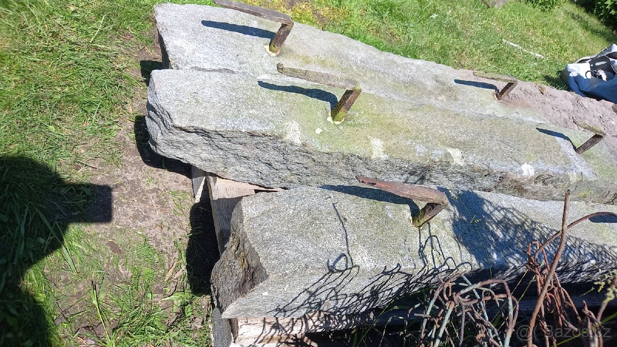 Žulové sloupky - 3