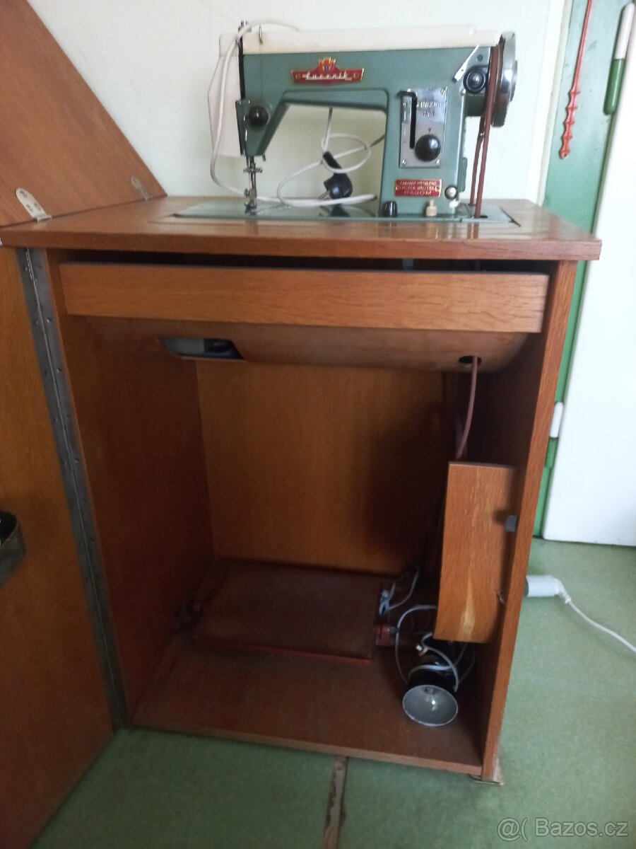 Funkční šicí stroj Luzcnik - 3