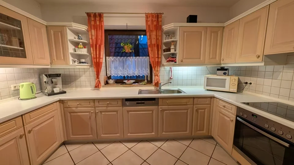 Velká masivní kuchyně (2303.24) - 3