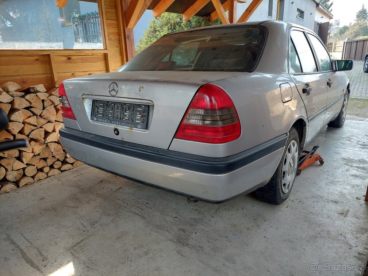 Mercedes w202 c180 - 3