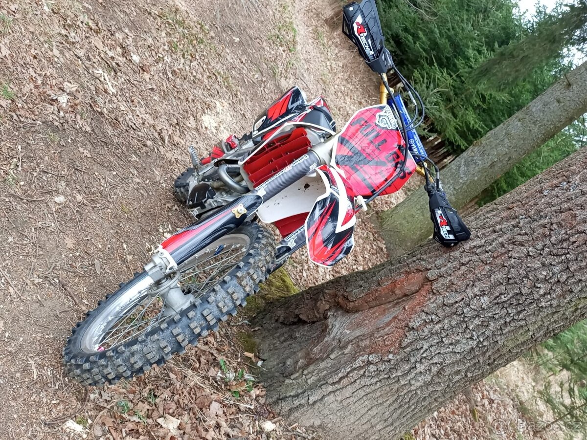 Yamaha yz250f - 3