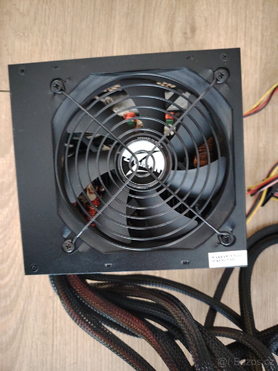 Zalman zdroj - 3