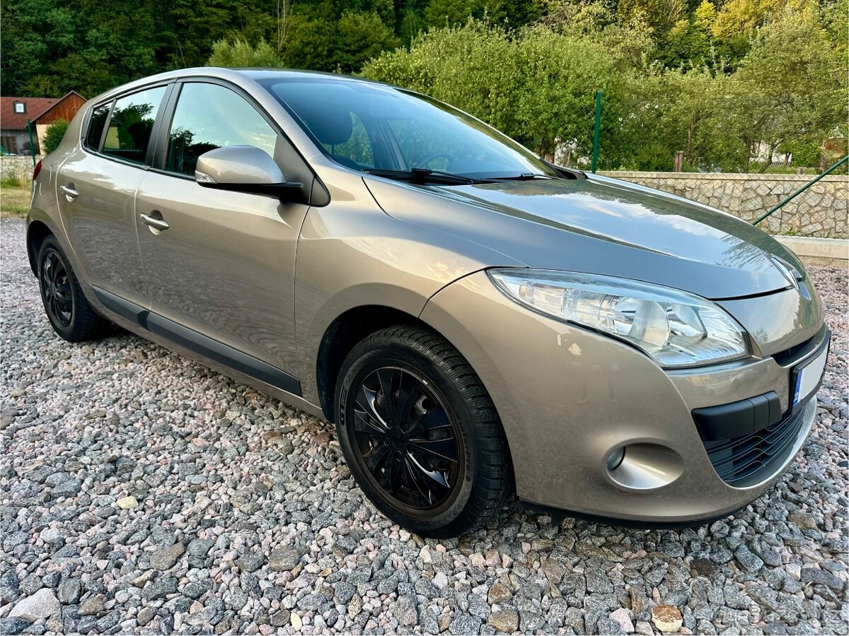 Renault Megane 1.6i - 3
