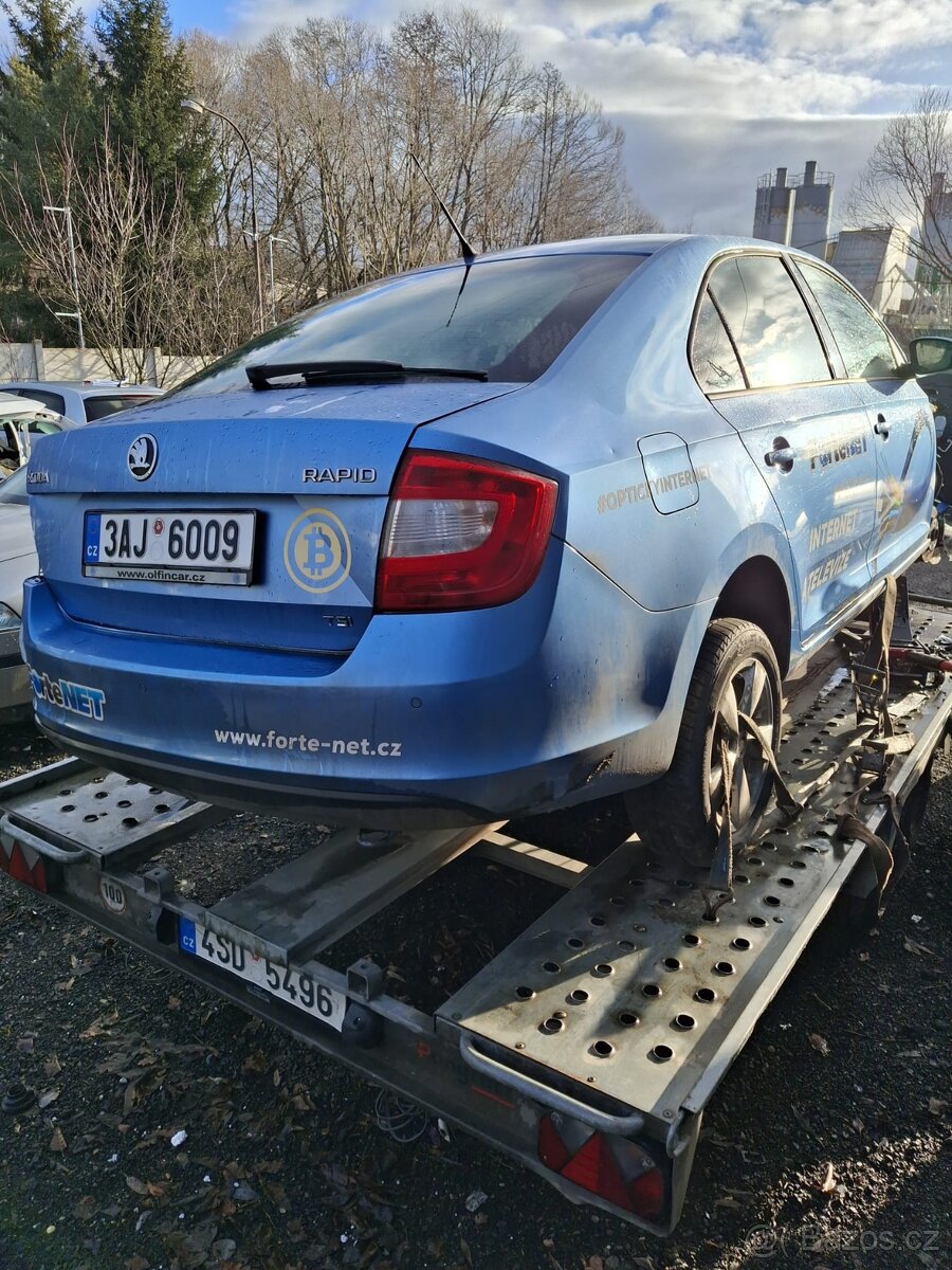 nd z škoda rapid 1,2tsi světle tmave modrá - 3