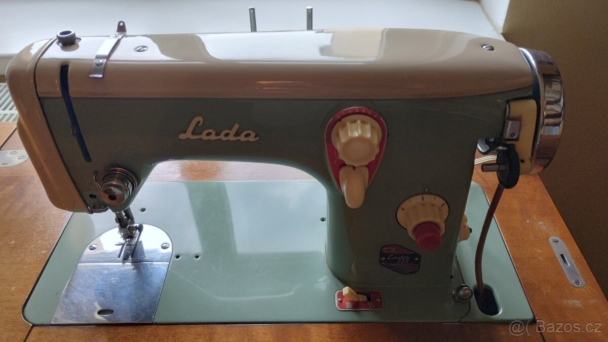 Lada 238 - 3