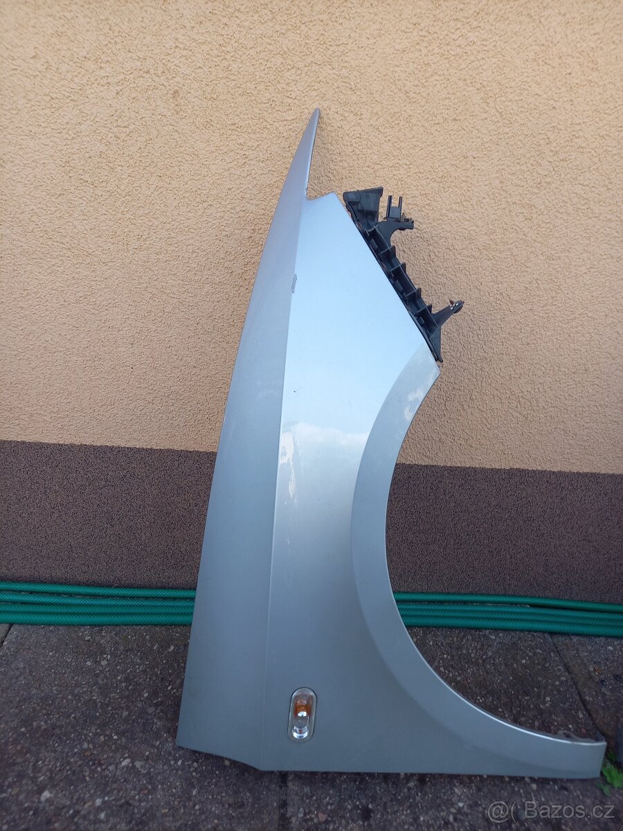 Blatníky na Seat ibiza 2011 - 3