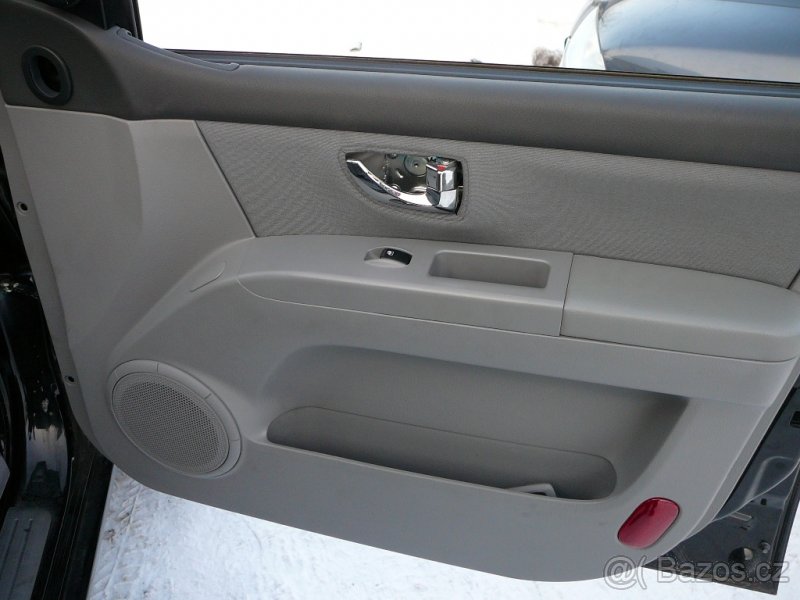 Kia Sorento 2,5CRDI 125kw - 3