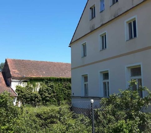 Dům (RD) č.p. 1 s pozemky v obci Horšovský Týn, okres Domažl - 3