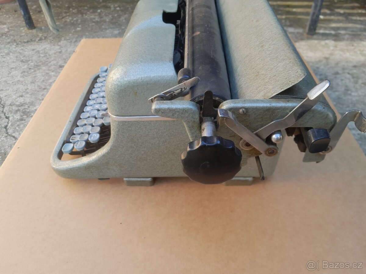 Psací stroj Zeta - 3