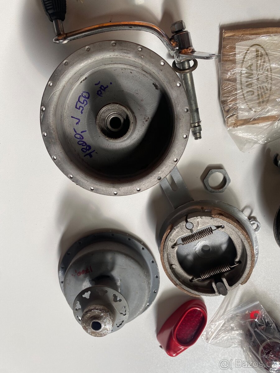 Jawa Pařez 550 dily - 3