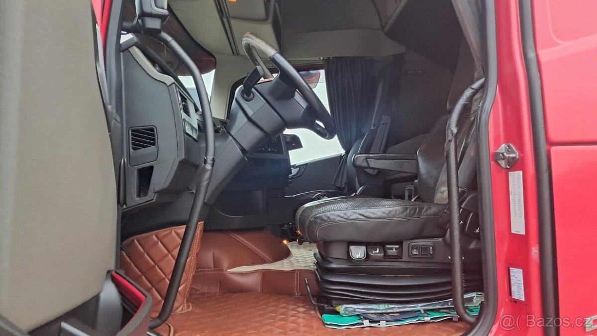 Volvo FH13 500 4x2 / Full air / Hydraulika / 572tkm / Euro 5 - 3