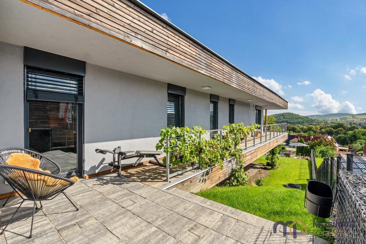 Prodej vily 175 m2, pozemek 460 m2 - 3