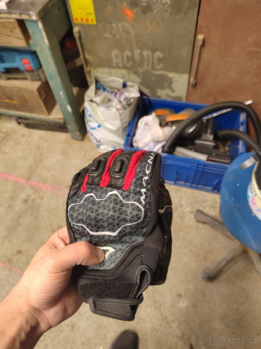 Helma + rukavice - 3