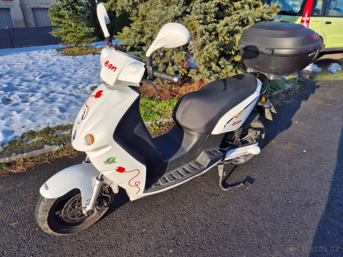 Elektrický skůtr E-max - 3