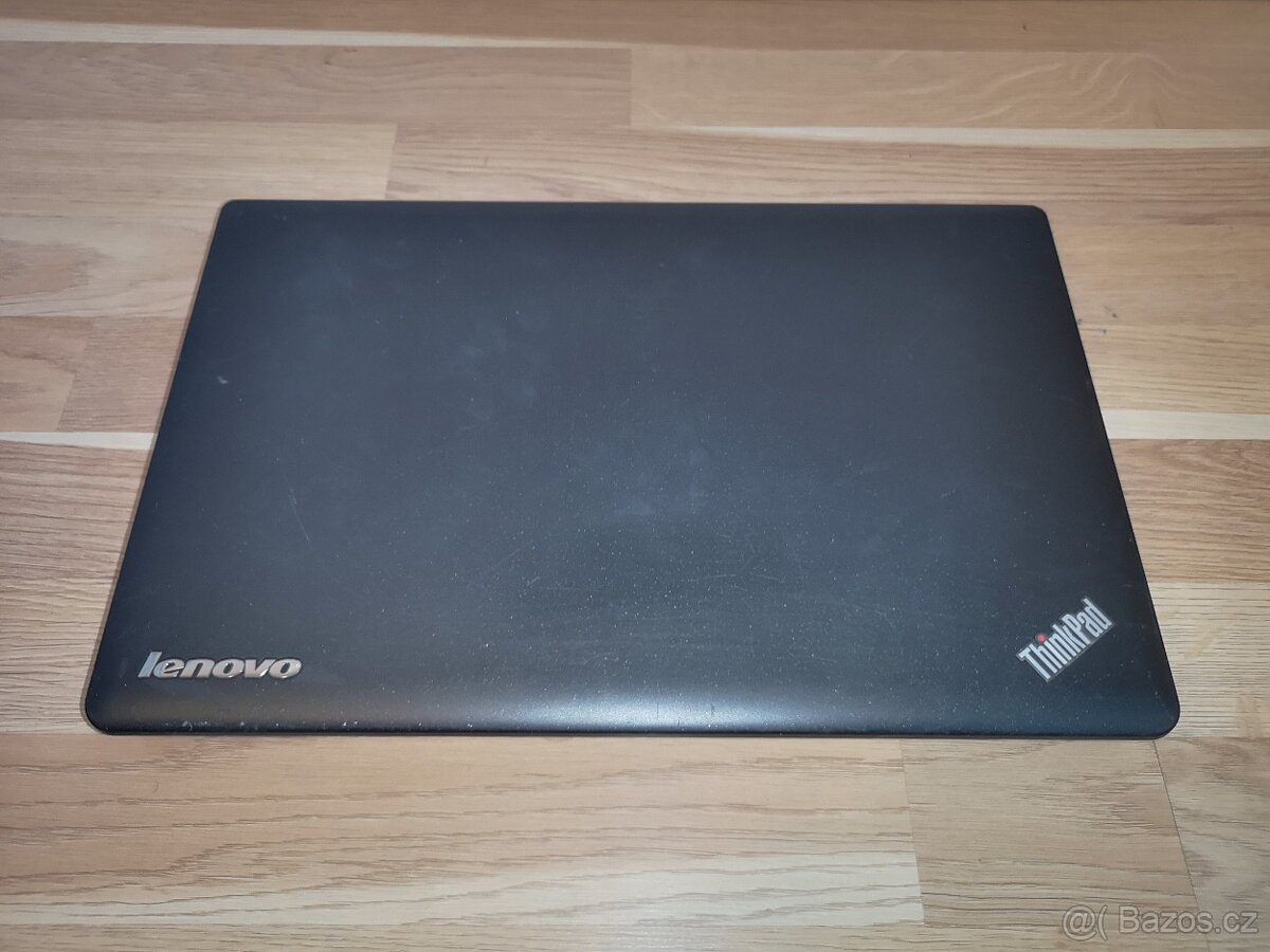 Notebook Lenovo ThinkPad E530, 2 GB grafika - 3