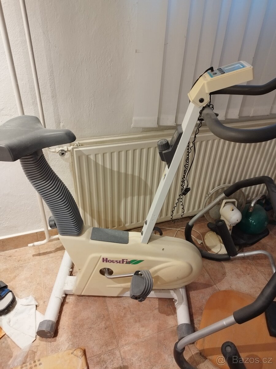 Posilovací stroje, vybavení - 3