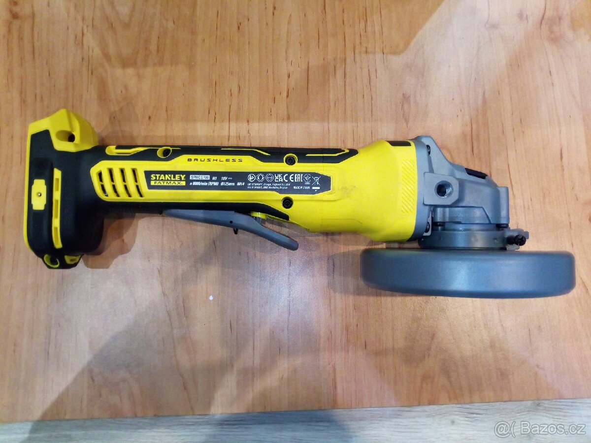 Aku rozbrušovačka Stanley Fatmax SFMCG700 - 3