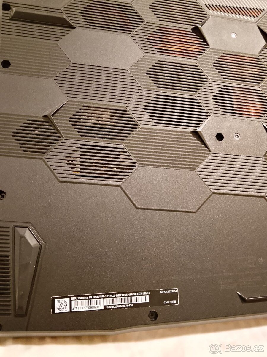 MSI Katana 15 B12V RTX 4070 i7 12-th - 3