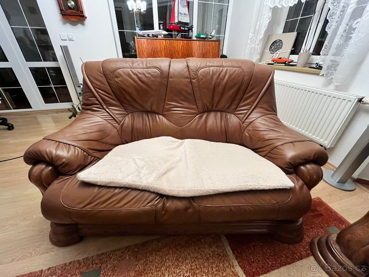 Masivní sedací souprava - 3