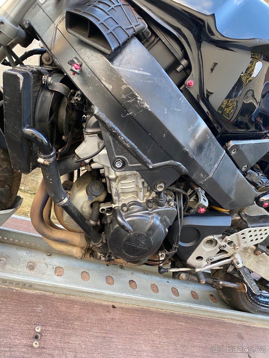 Honda cbr 954 - 3