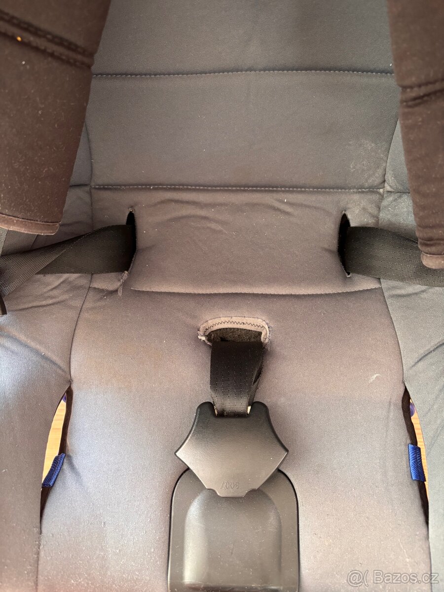 Protisměrná autosedačka Axkid Move 9-25 kg - 3