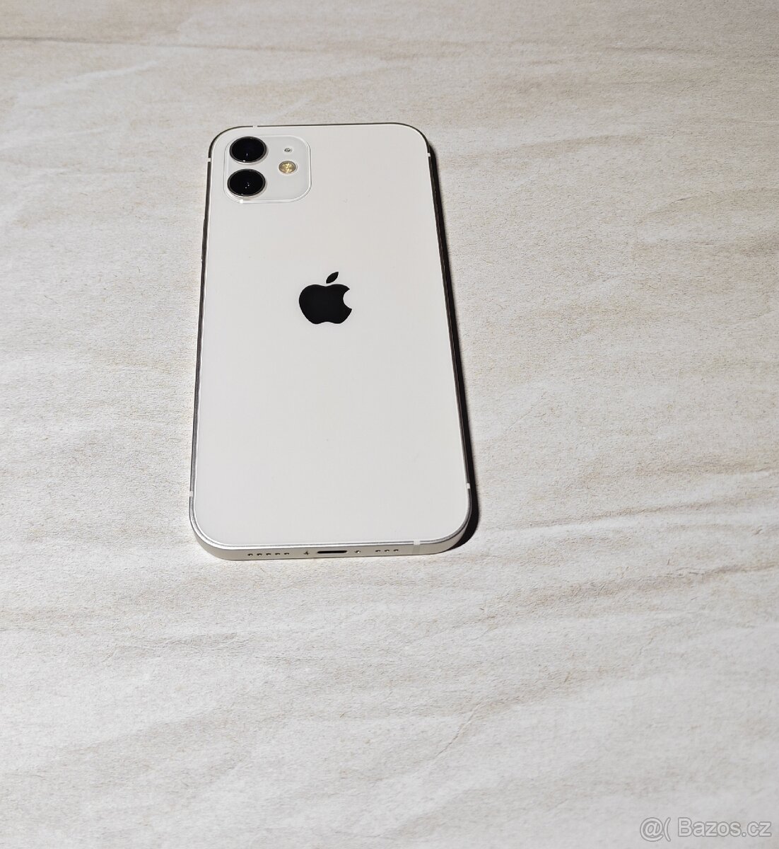 Apple iPhone 12 - 3