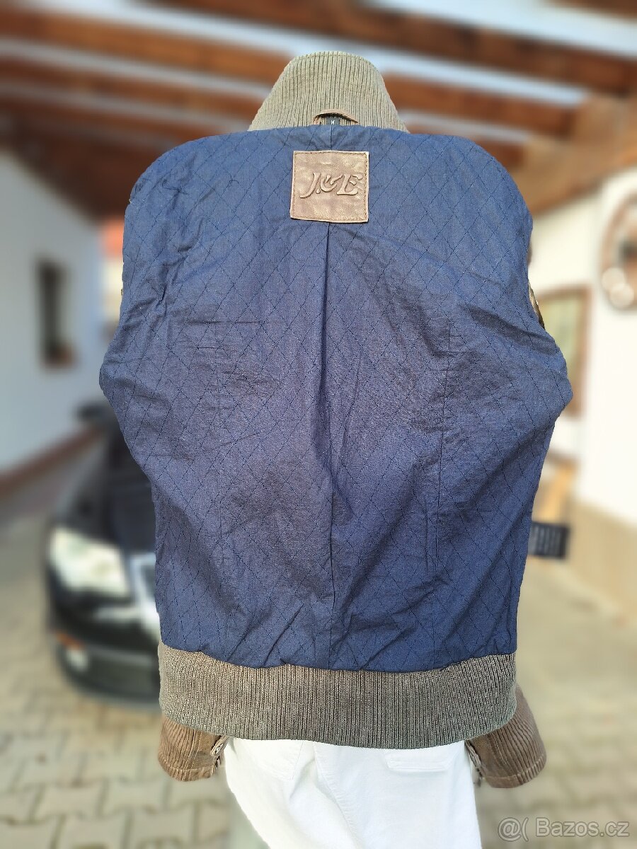 DÁMSKÁ KOŽENÁ BUNDIČKA vel. M - 3