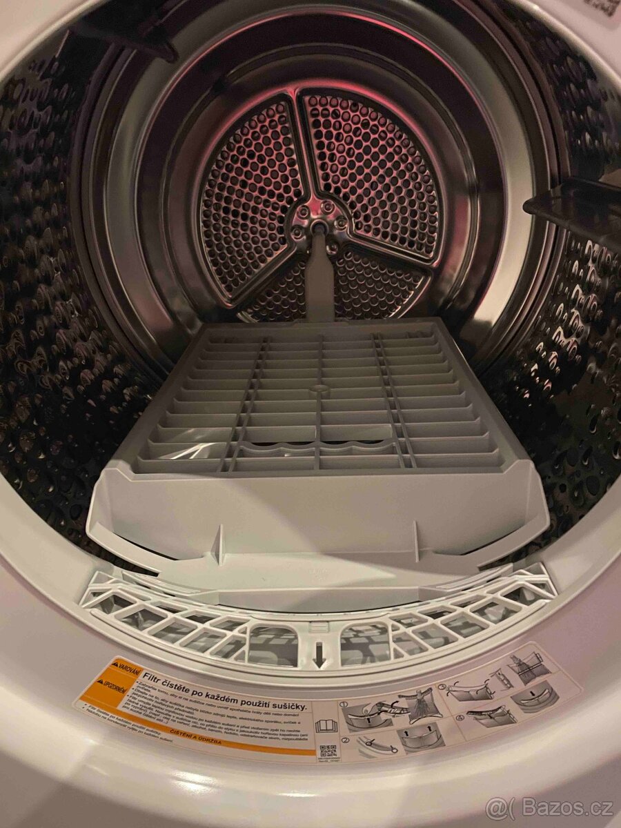 Sušička prádla LG RC81V9AV3N bílá - 3