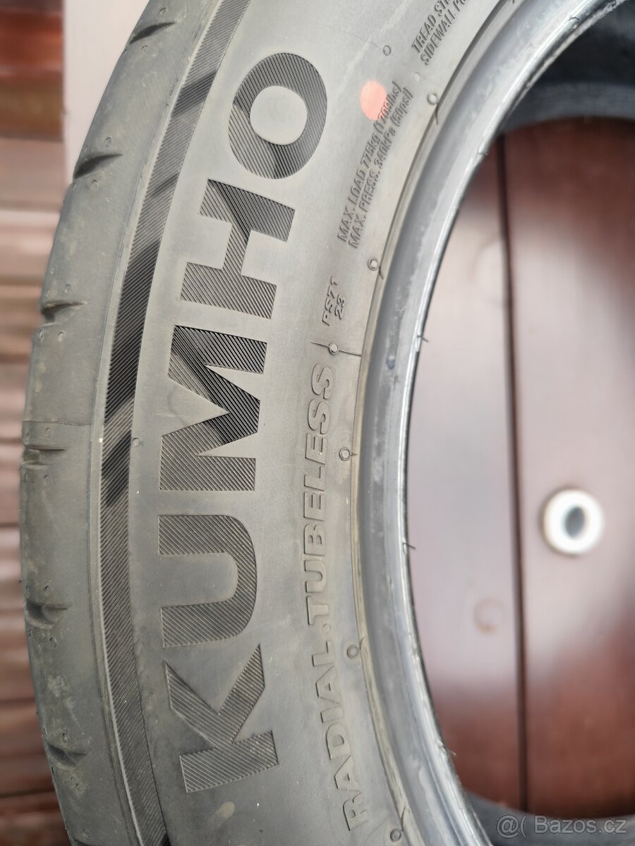 Pneu Kumho - 3