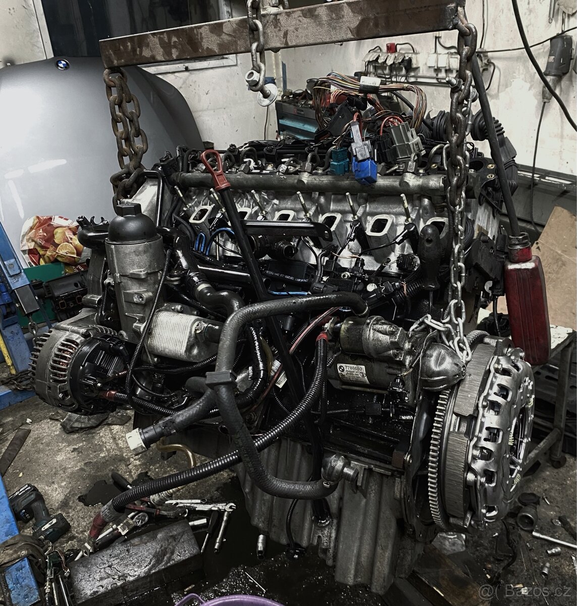 BMW E60 - celek na díly - 3