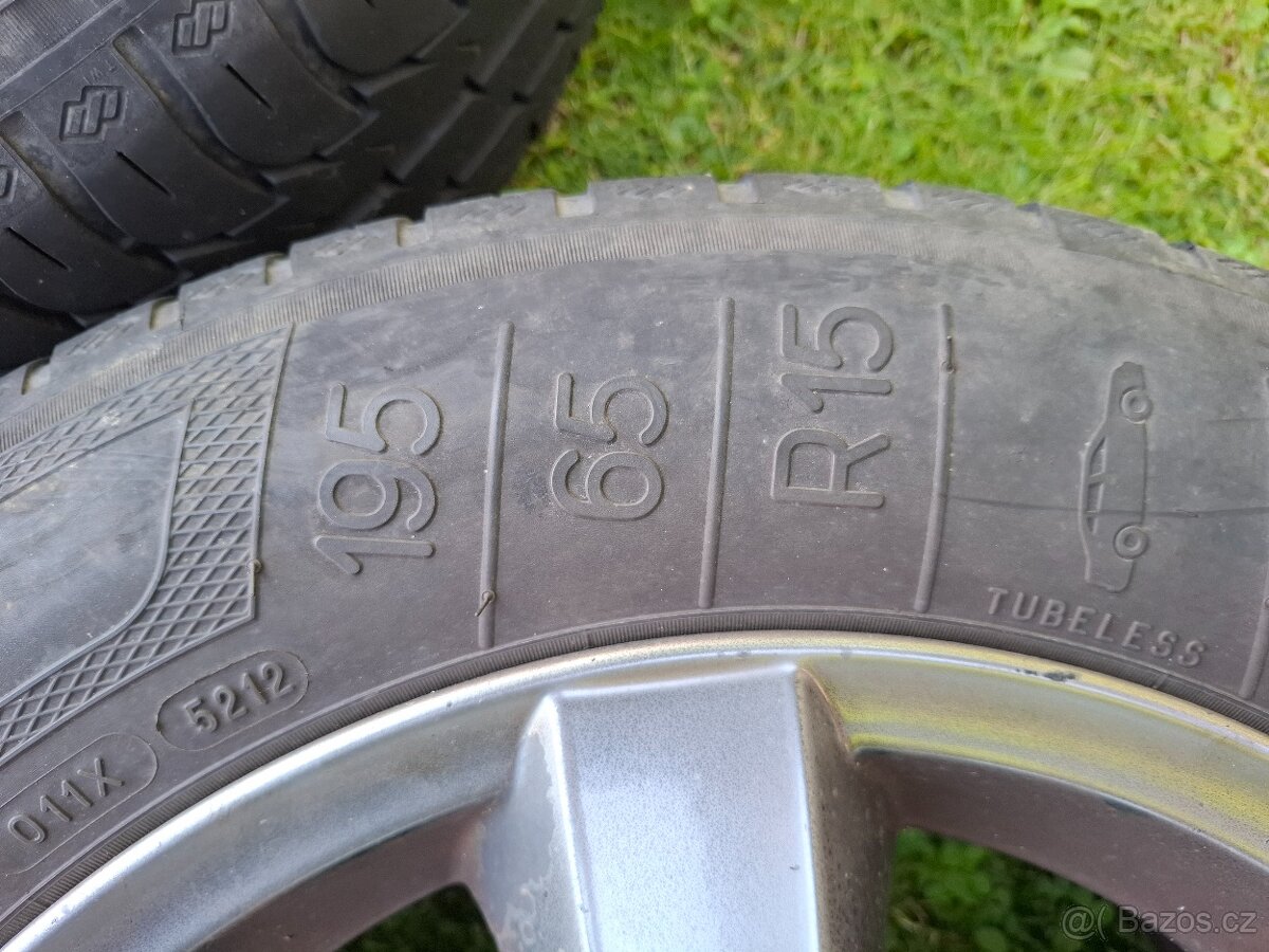 Litá kola Dezent + letní pneu.195/65 r15 - 3