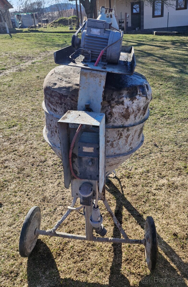 Stavební míchačka 380V,MEZ Mohelnice cena dohodou - 3