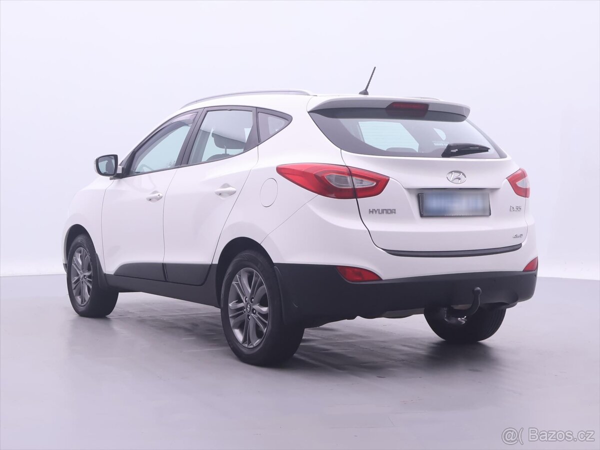 Hyundai ix35 2,0 GDI 122kW 4WD CZ Trikolor (2013) - 3