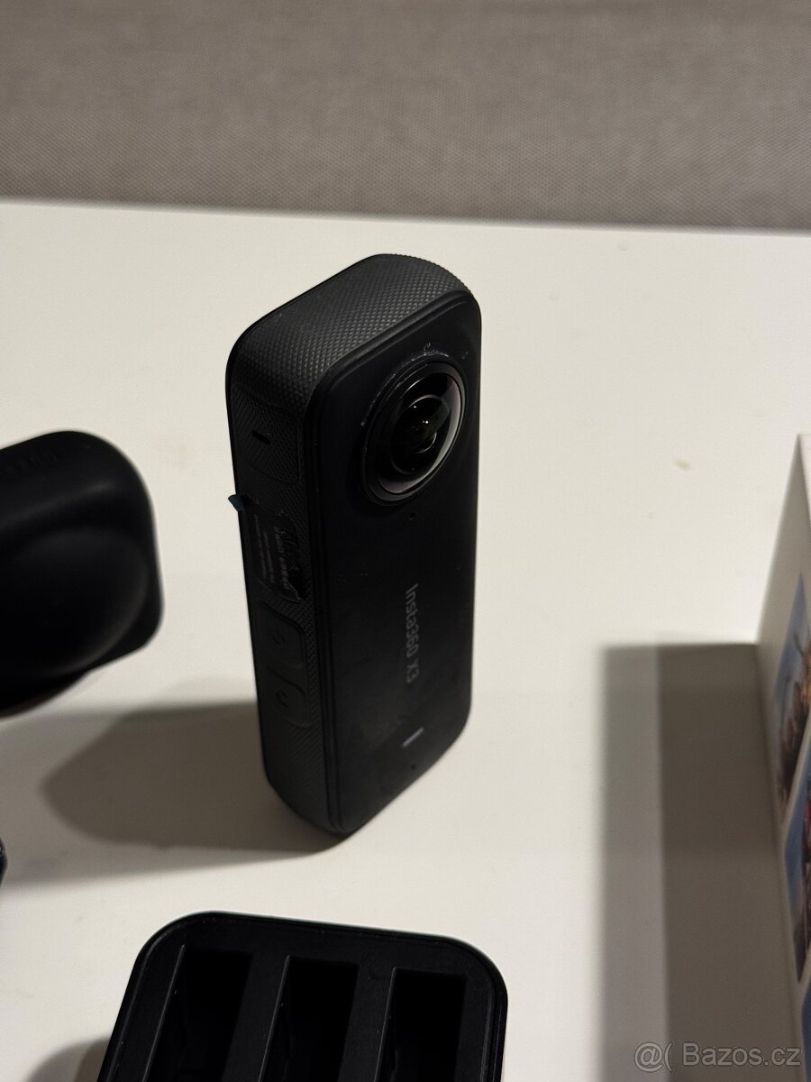 Insta 360 X3 + příslušenství - 3