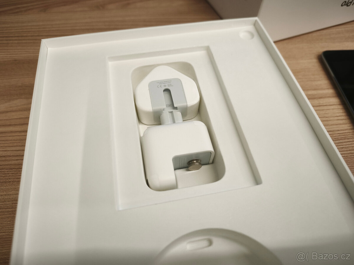 Apple iPad Pro 10.5 64GB (1. gen - 2017) MQDT2B/A super stav - 3