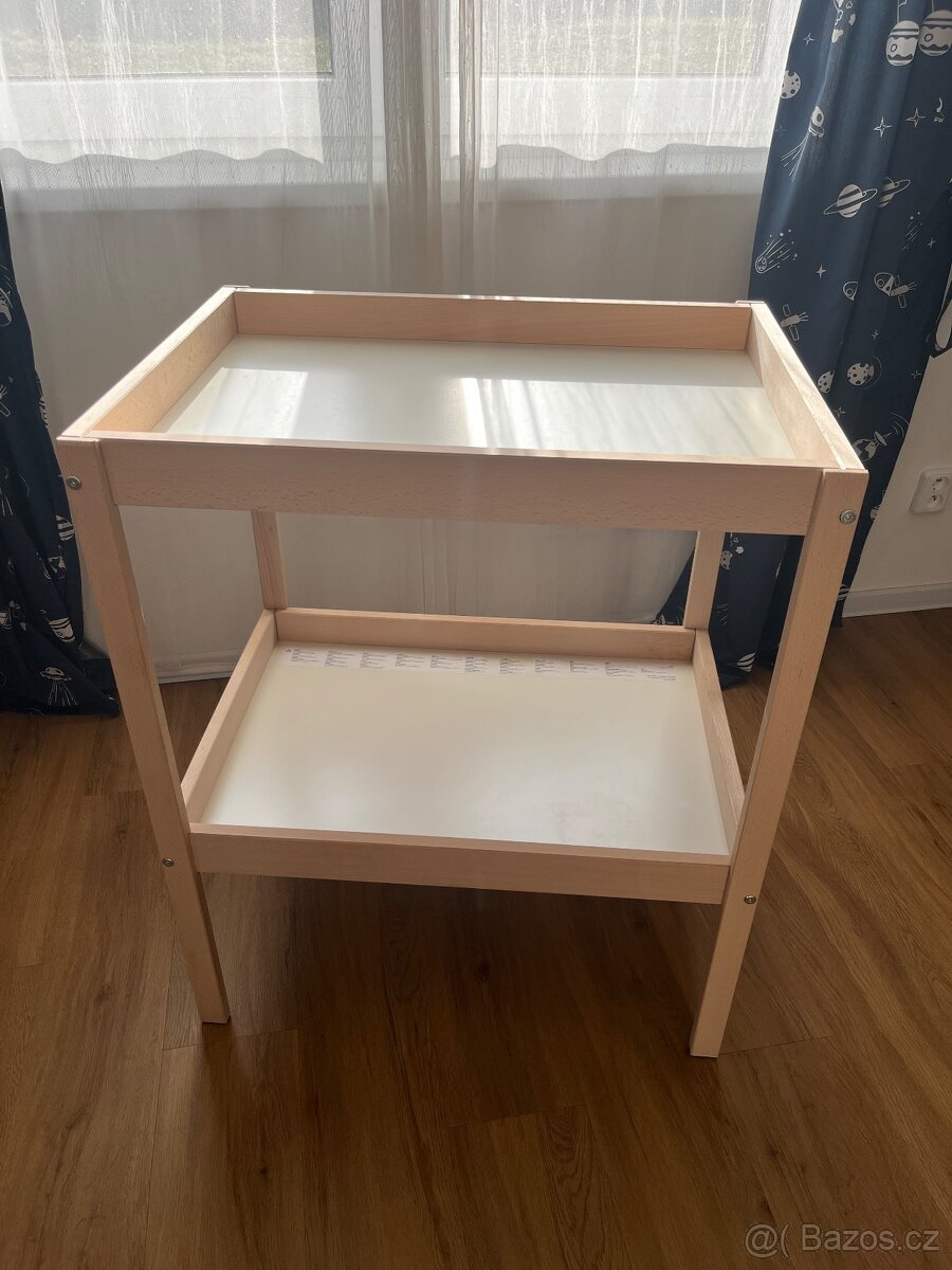 Přebalovací stůl IKEA - 3