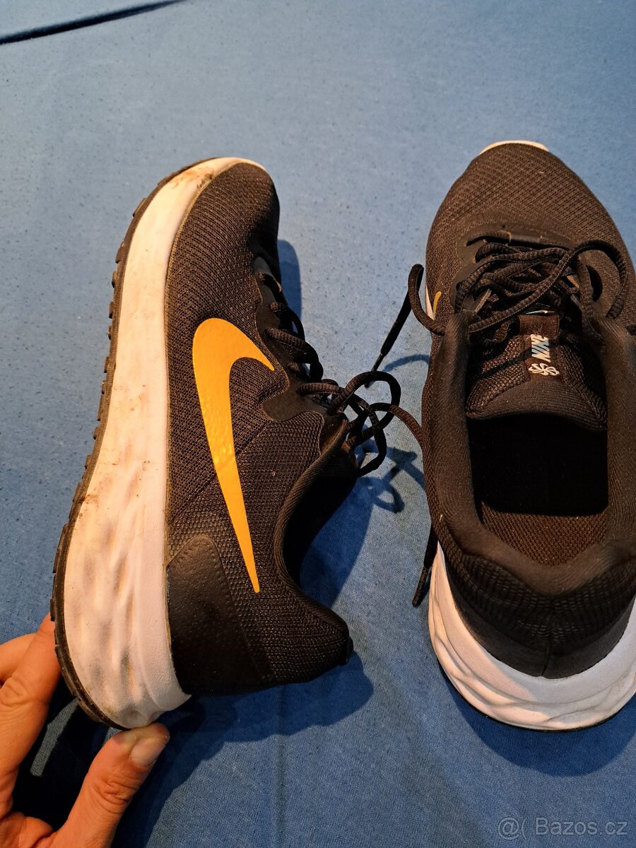 Nike Revolution 7 velikost 44 - 3