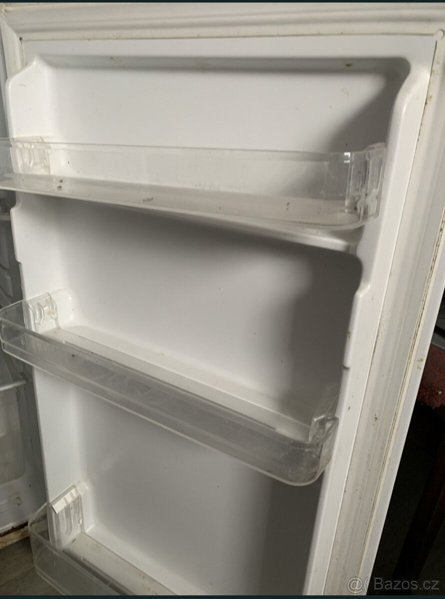 Prodám funkční ledničku. - 3