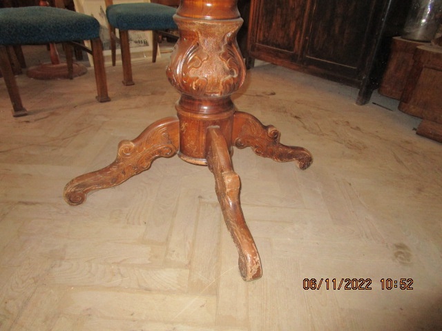 Jídelní stůl - 3