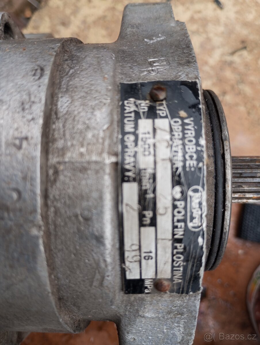 prodám olejové hydraulické čerpadlo - 3