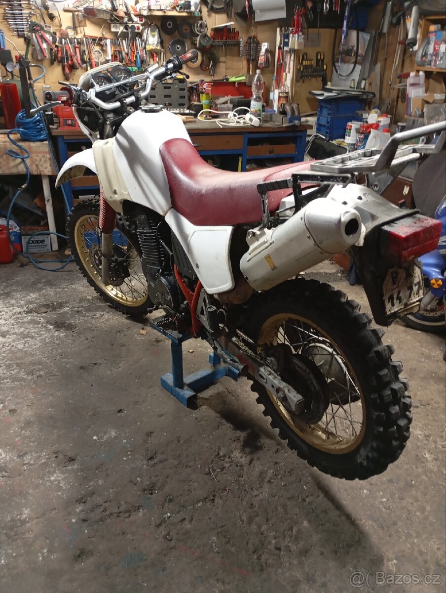 Aprilia ETX 350