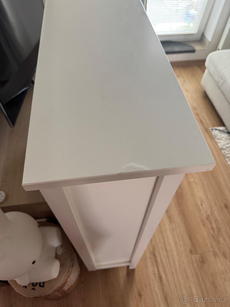 IKEA HEMNES botník - 3