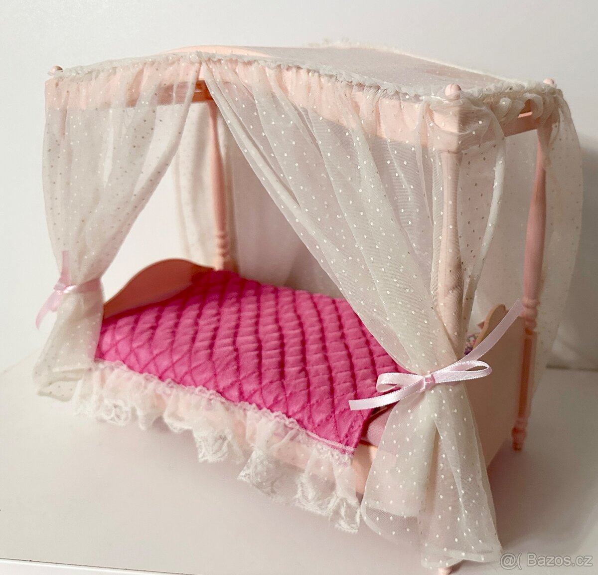 Barbie postýlka s nebesy - 3