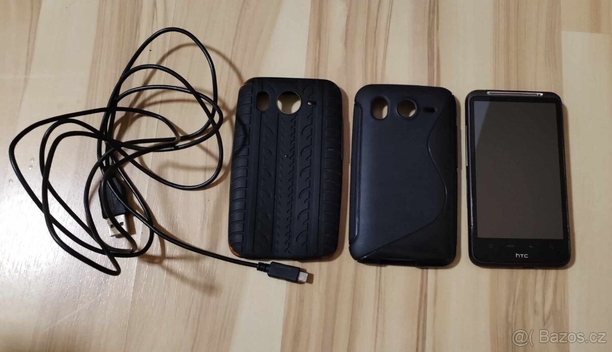 Mobilní telefon HTC Desire HD plně funkční - 3