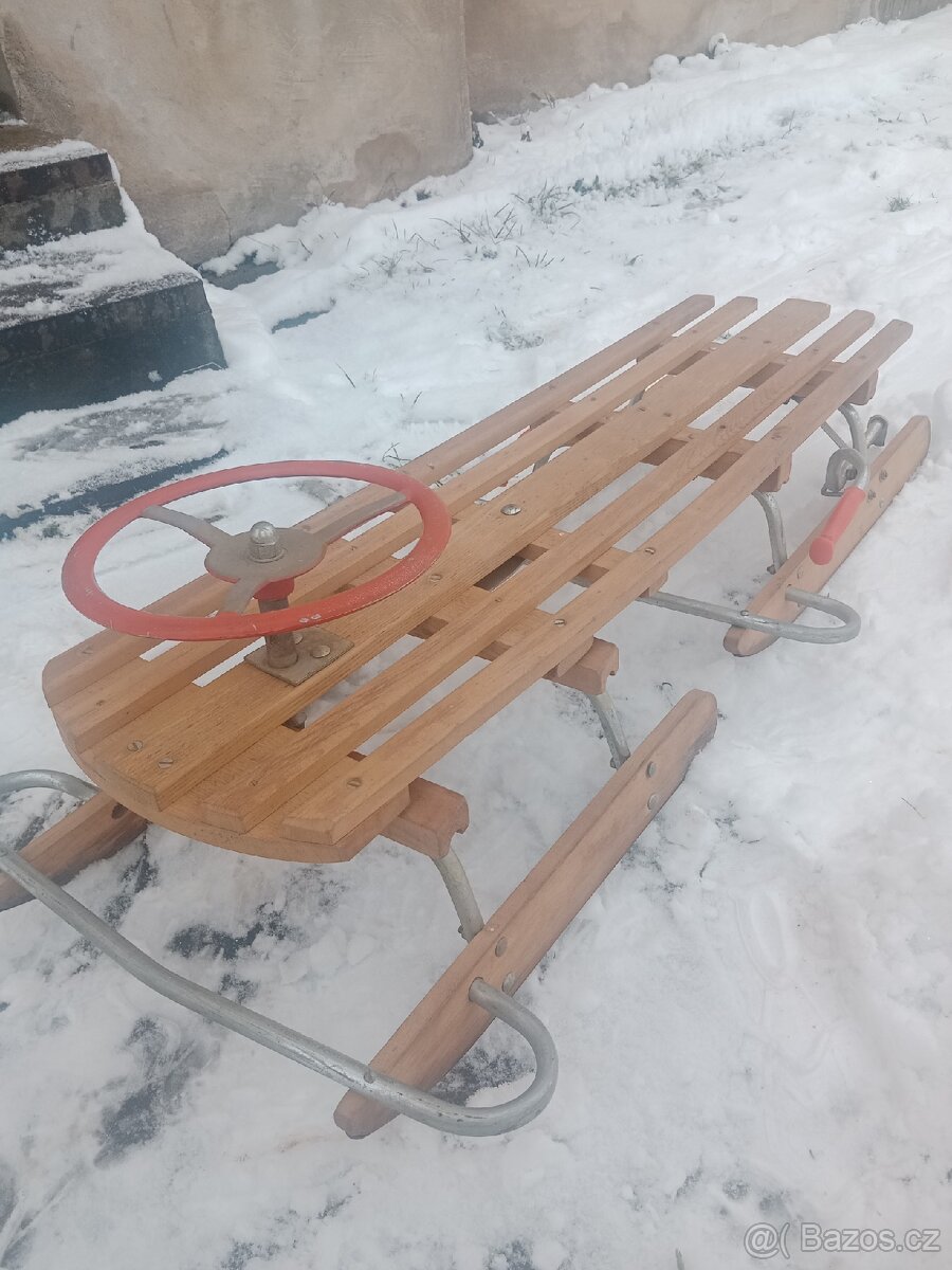 Prodám staré sáně - 3