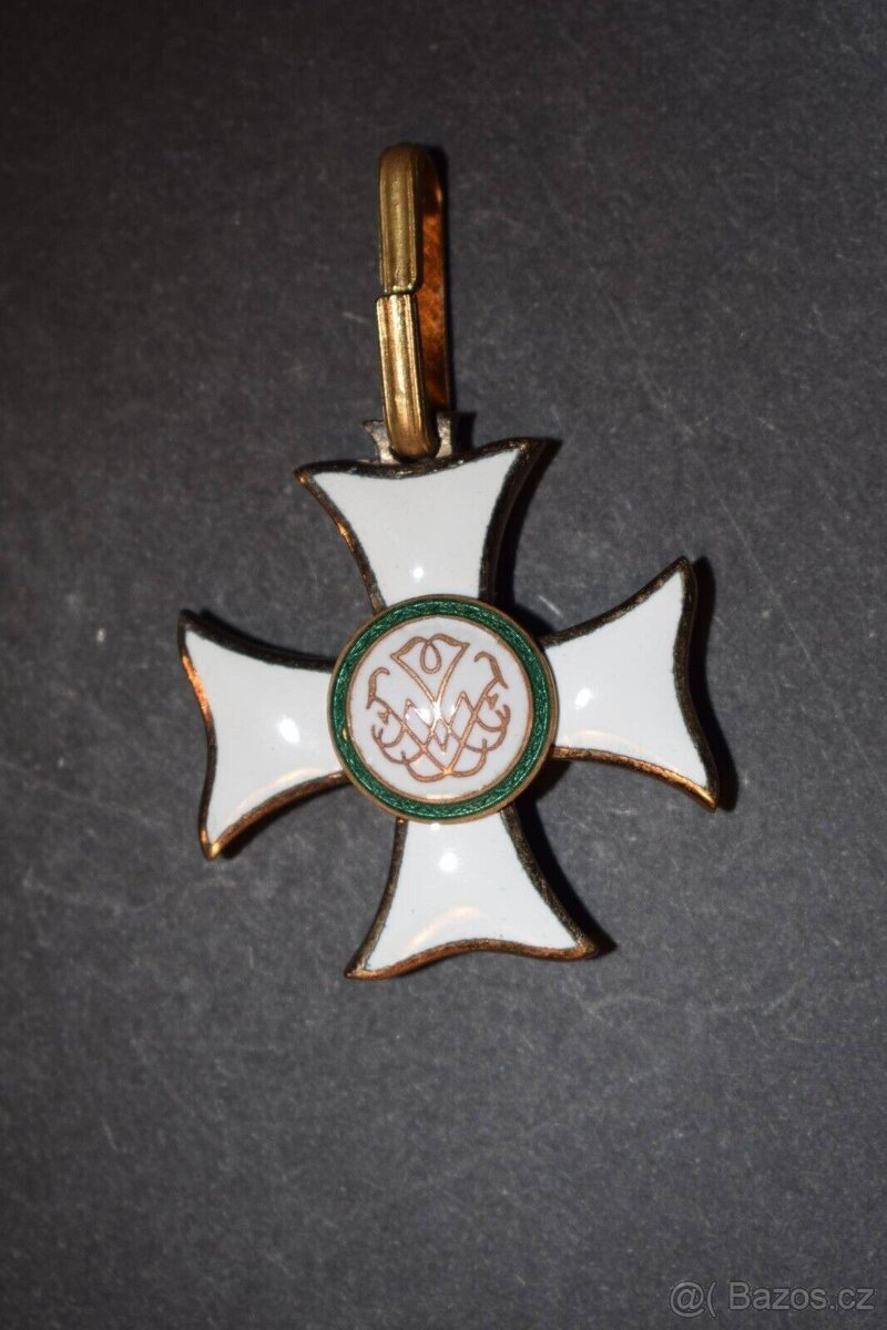 ŘÁD MARIE TEREZIE RYTÍŘSKÝ KŘÍŽ MMThO 33 x 33 mm - 3